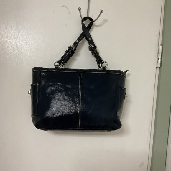 Coach pleated Gallery Tote black patent leather Shoulder Bag W/green Lining - Picture 2 of 15